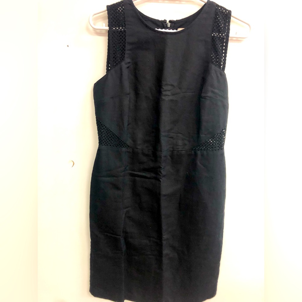 LOFT ANNE TYLER KNEE LENGTH BLACK DRESS DETAILED WITH LACE